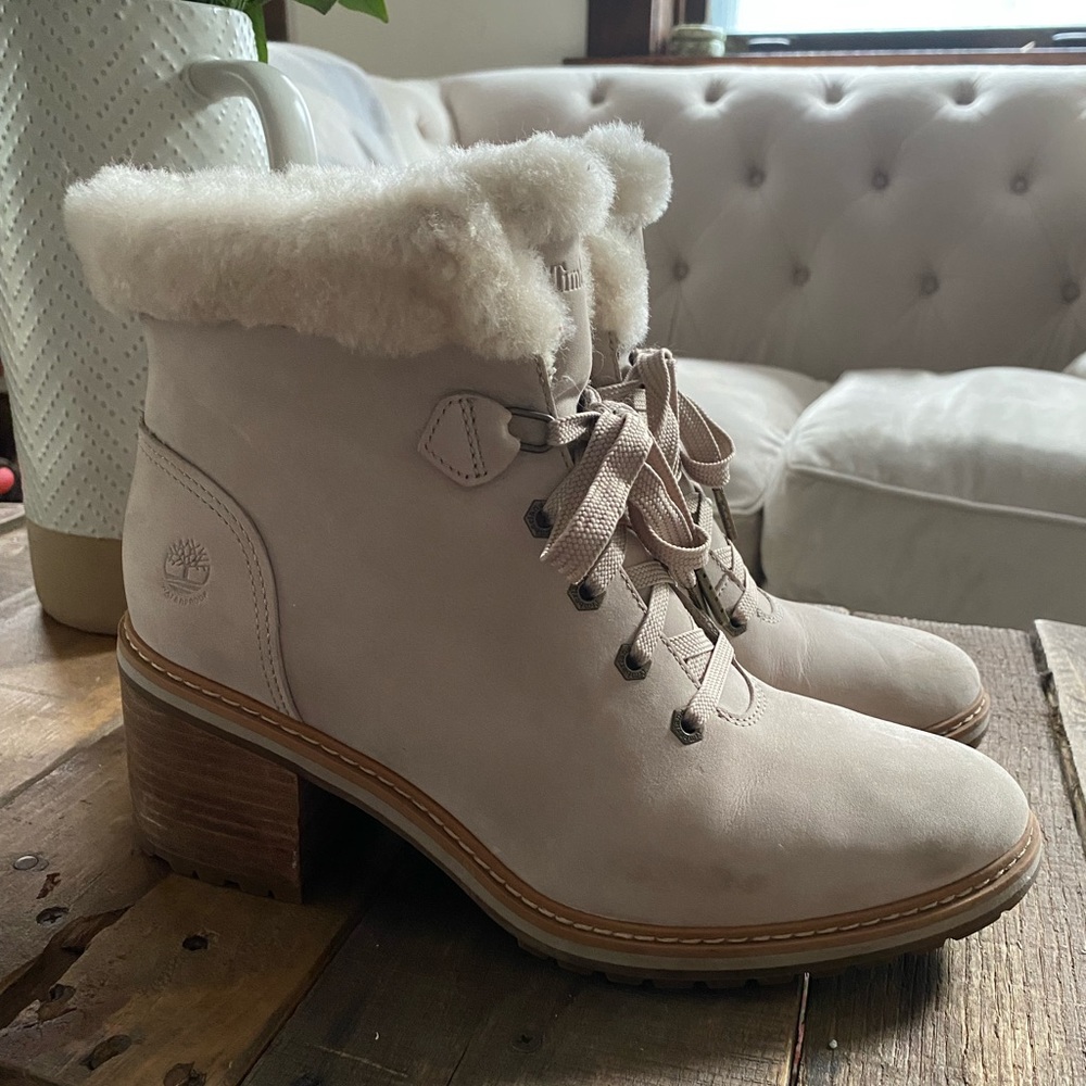 size 10 TIMBERLAND SIENNA SHEARLING boots faux fur